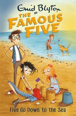 Enid Blyton's The Famous Five #12: Five Go Down To The Sea