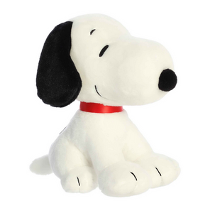 Peanuts: Seated Snoopy 9"