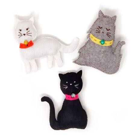 3 Felt Kitties Sewing Kit