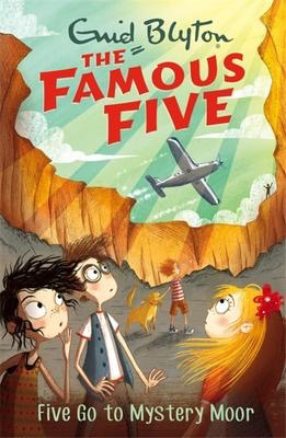 Enid Blyton's The Famous Five #13: Five Go To Mystery Moor